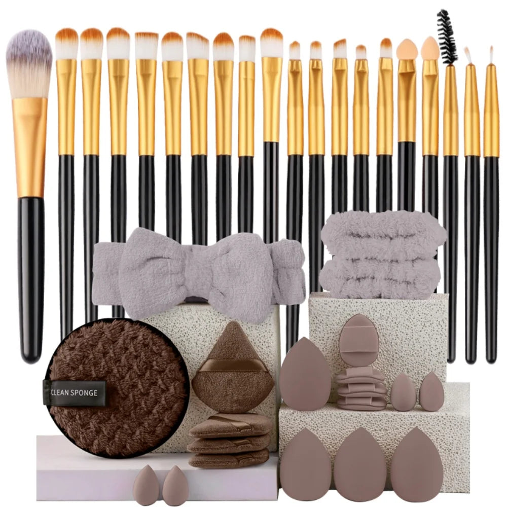 Piece Professional Makeup Brush Set with Beauty Blenders