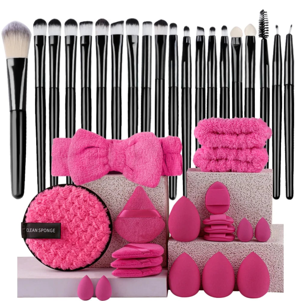 Piece Professional Makeup Brush Set with Beauty Blenders
