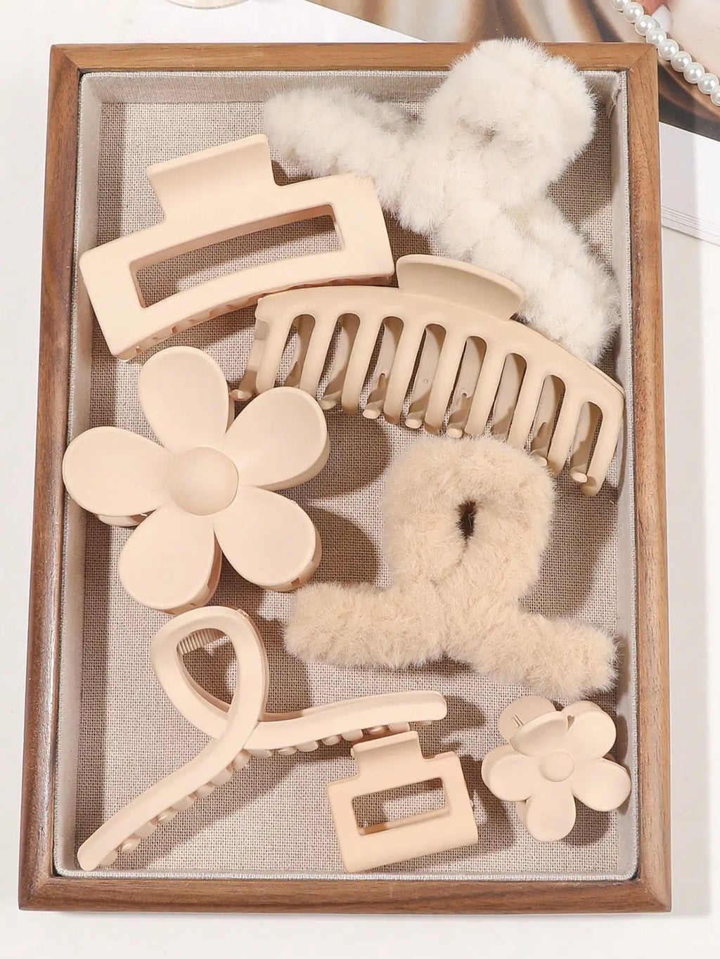 8-Piece Hair Claw Clip Set – Cute Fashion Hair Accessories for Women