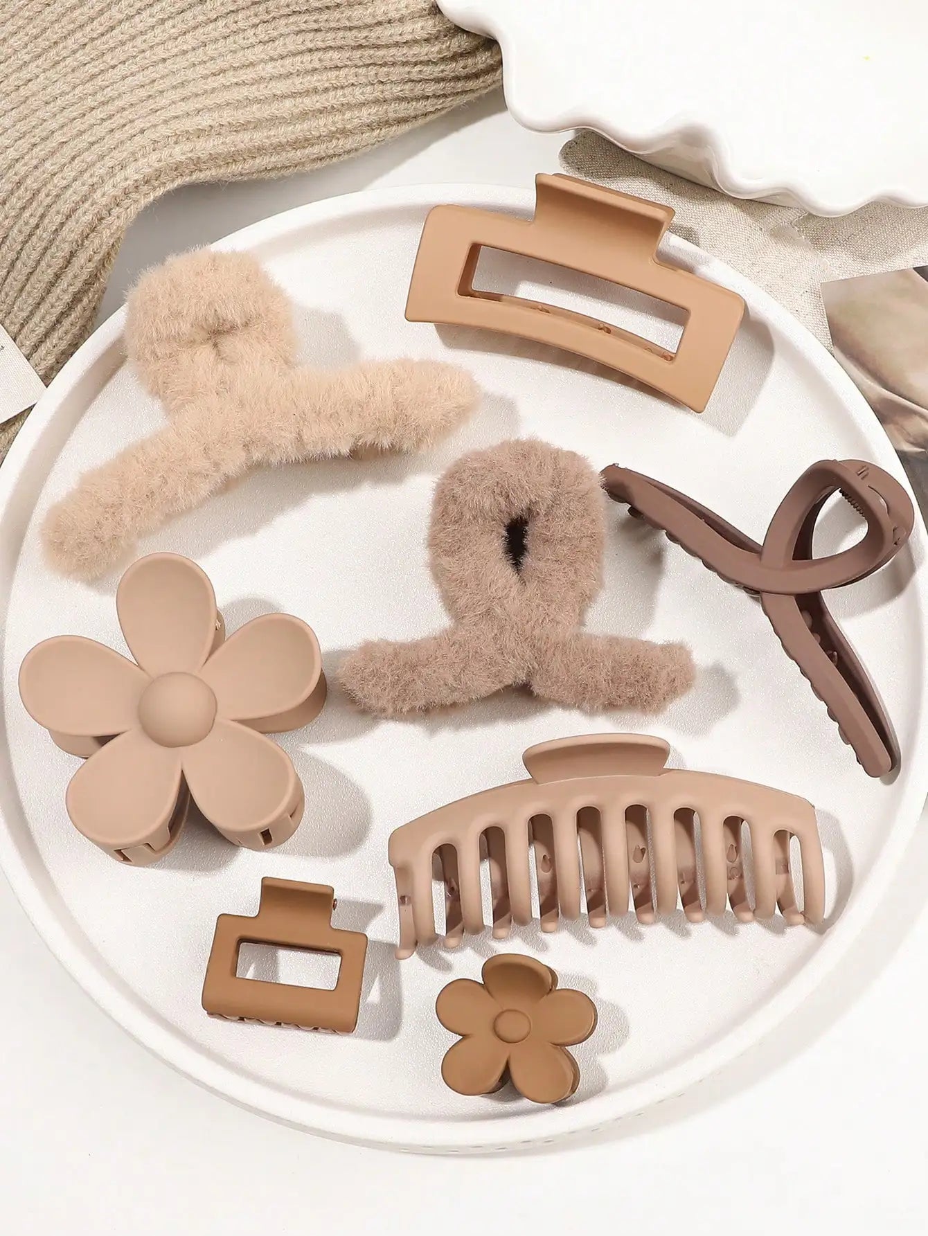 8-Piece Hair Claw Clip Set – Cute Fashion Hair Accessories for Women