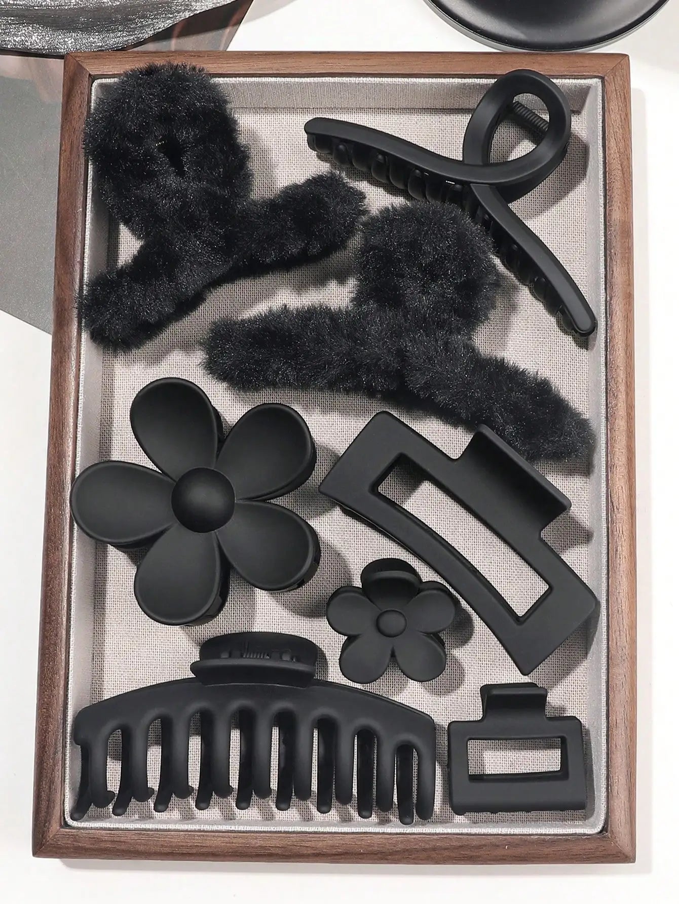8-Piece Hair Claw Clip Set – Cute Fashion Hair Accessories for Women